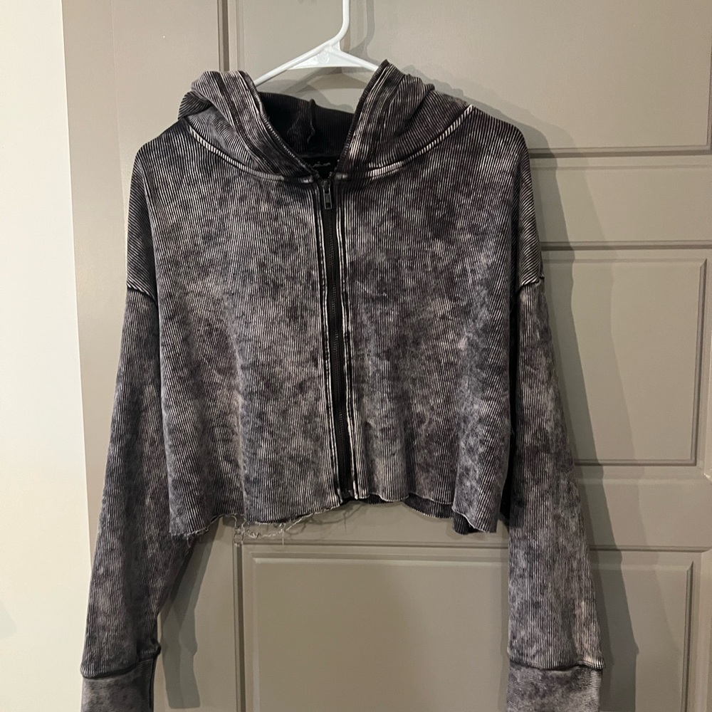 Gray Cropped Hoodie